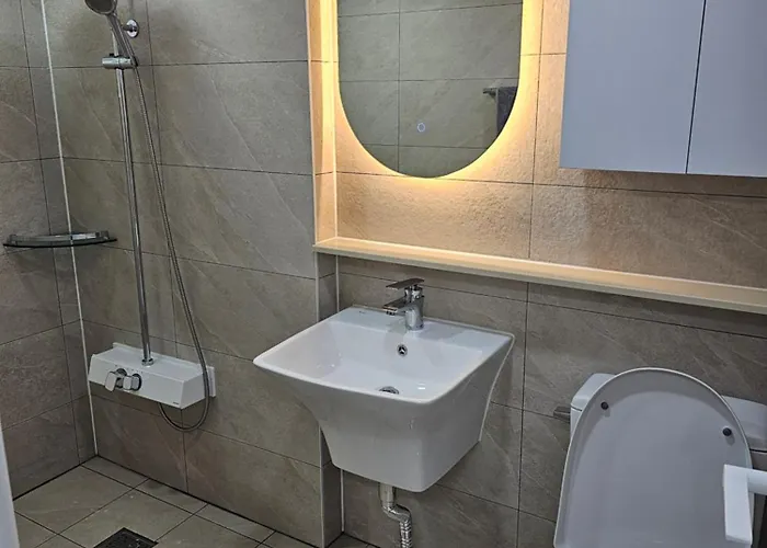 2 Beds Quite 1minconvience 5min From The Subway アパート ソウル特別市
